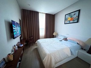 cần bán căn hộ sarimi sala 2 phòng ngủ 92m2 view sông công viên giá tốt 18.5 tỷ
