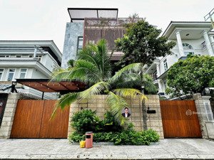 bán đất tặng nhà! biệt thự ngay cao đức lân - 4 tầng - 10x20m - giá siêu tốt chỉ 45 tỷ