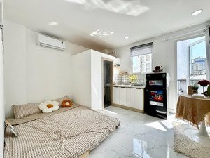 chdv mới full nội thất xịn - gần chợ , khu ăn uống , coop mart ,... tiện di chuyển qua các q1, q3