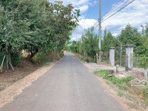 bán khoảng 1 sào 4 (1405m2) đất xã láng lớn, huyện châu đức, brvt. giá 1,8 tỷ.