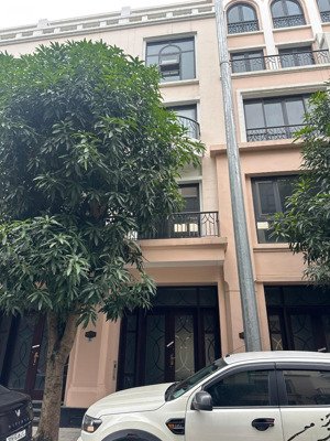 155tr/m2 rẻ chưa từng có. đường 13m, gần công viên, gần chung cư masterise