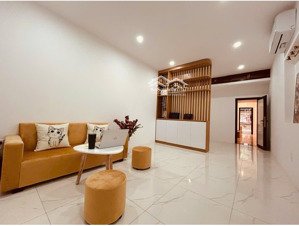 nhà đẹp đón tết - bán nhà tập thể mới đẹp phố 8/3 gần kim ngưu 60m2, tầng 2, giá 3,5 tỷ