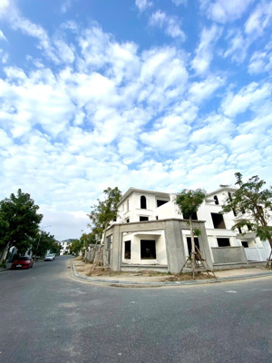 bán biệt thự song lập căn góc hai mặt tiền khu đô thị làng việt kiều quốc tế hải phòng 340m