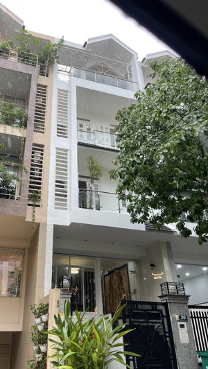 giá tôt chủ cần bán biệt thự khu dân cư him lam đường số 16 p.tân hưng quận 7.dt:5x20m2 giá 26,5 tỷ