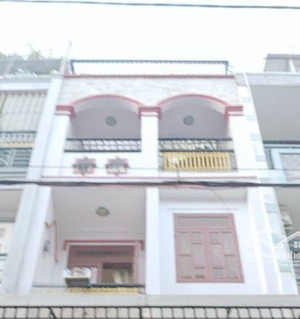 nhà 4 tầng dt 4,2x18m hxh bình tân nhỉnh 5ty