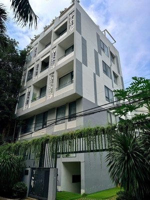 độc quyền+ siêu khan hiếm! chủ cần bán toà nhà đường số 1 thảo điền quận 2.dt:22x11m2 giá 90 tỷ.