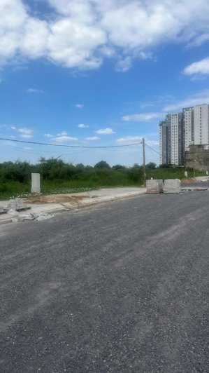 hàng hiếm! mặt tiền đường nguyễn văn linh, đối diện đại học văn hiến, giá tốt 3tỷ940, sổ sẵn