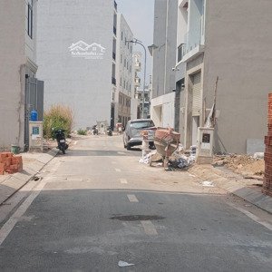 4 tỷ thương lượng, đất khu phân lô đồng bộ, đường nhựa 7 mét, diện tích : 5,44 x 9,30.