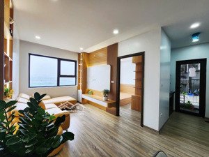 cần tiền mua vàng giá nào cũng bán căn hộ 2 ngủ 1 wc tòa xm complex, lh xem nhà : 