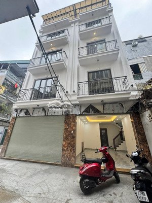 bán nhà 36m2 5 tầng thang máy ô tô đỗ cửa mới hoàn thiện nhỉnh 10 tỷ tại hoàng hoa thám ba đình