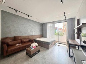 studio ban công siêu thoáng full nội thất cao cấp đường 19 an khánh, q2