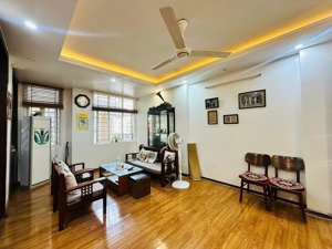 bán nhà riêng plo oto tại phố lạc trung, 19,5 tỷ, 60m2, 5pn, 6wc, mặt tiền 8.2m, đầy đủ nội thất