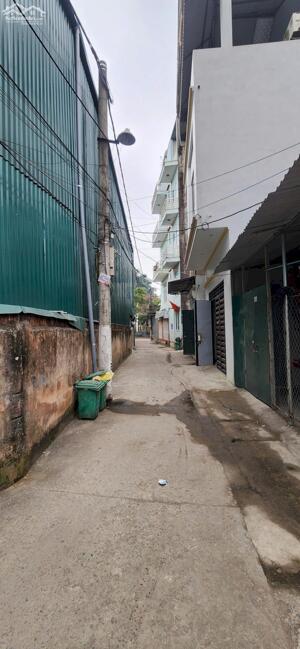 BÁN NHÀ KIM CHUNG – HOÀI ĐỨC. 42m² x 4TẦNG – NGÕ THÔNG – 50M RA TL422B – GẦN BÃI GỬI ÔTÔ