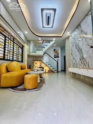 bán gấp nhà riêng 4pn, 3wc tại ba đình, 4,98 tỷ, 35m2, hàng hiếm