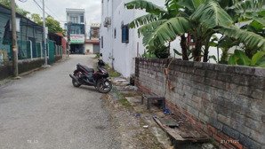 siêu phẩm mặt trục thôn, lô 2 đường 301 vị trí cực đẹp, cách đường 301_ 20m có thể buôn bán