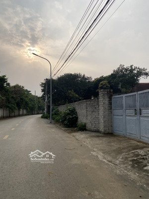 25tr/m2 100m2 thổ cư sẵn sổ đỏ, trại hồ, đoài phương, giá đầu tư f0