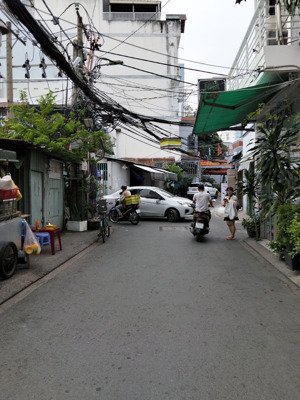 nhà đẹp âu dương lân q8 - nhà 3 tầng btct kiên cố, đẹp lung linh full nội th - dt 44m2 -giá 6 tỷ 4