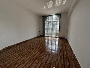 nhà bán mặt tiền bác ái, tân thành tân phú 6 tầng, gần vườn lài