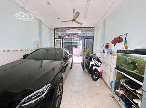 nhà 4 tầng hxh 6m hoà bình, gần đầm sen, sát quận 11, dt 84m2 (4x21m) vuông a4. nhỉnh 9 tỷ