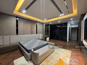 bán nhà đẹp nhất nguyền văn cừ, dt 60m x7 tầng, nội thất cao cấp, nhà mới tinh, giá 21 tỷ