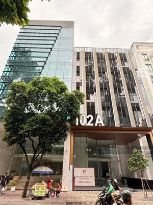 bán tòa nhà mt cao thắng p05 quận 3, dt:8x20 hầm 9 tầng hdt 300tr/tháng giá bán 70 tỷ