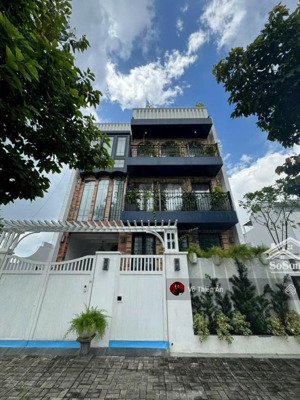 hot nhất! chủ gửi bán nhanh nhà 4 tầng - khu compound trần não - 4,5x12m - giá chỉ 12,5 tỷ