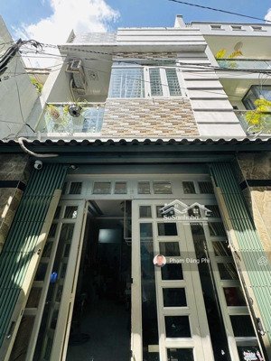 trung tâm gò vấp - sát hẻm xe hơi - ngang chuẩn 4m - sổ nở hậu tài lộc - khu xây dựng cao tầng.