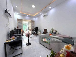 hẻm nhựa đẹp - diện tích lớn giá tốt - nhà trống dọn vào ở ngay - có phòng ngủ trệt cho người lớn