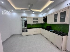 siêu phẩm nhà đẹp tây hồ ở ngay giá 13,5 tỷ diện tích: 40m² giá bán: 13,5 tỷ
