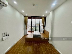 bán nhà 9 tầng cầu giấy, ngõ nông gần phố , dt 130m 35 căn khép kính dòng tiền 180tr. 37 tỷ