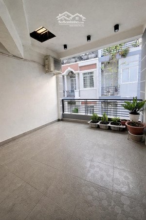 bán nhà gần phú mỹ hưng-hẻm xe hơi thông thoáng-3tầng 3pn-shr hoàn công đủ-nhỉnh 6tỷ