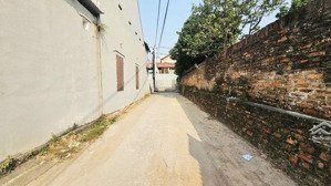 bán đất tân dân sóc sơn.dt 55m mt 5m đường thông oto 7 chỗ qua đất .lô 2 mặt ngõ thoáng đẹp