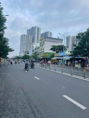 bán nhà, 4 tầng, đường 23 bình phú, quận 6, ngay hậu giang 4,5x20 giá hơn 17 tỷ