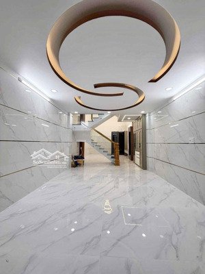 siêu phẩm nhà đẹp lê văn quới - hẻm xe hơi 6m - 5 tầng 4pn 4wc - 56m2 ( 4m x 14m ) - nhỉnh 6 tỷ.