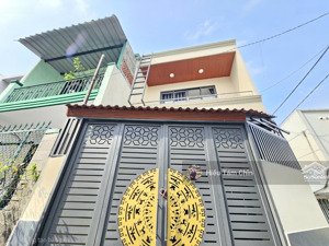 nhà mới đón tết, 4.1m x 13.5m x 2 tầng, 3 phòng ngủ, to rộng đẹp