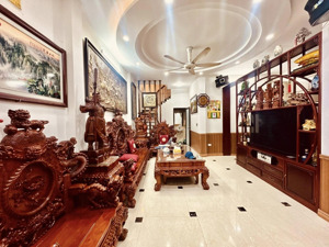 bán gấp minh khai hbt 60.5 m-7 tầng-mt 4.5m thang máy kd đỉnh nhỉnh 13tỷ 