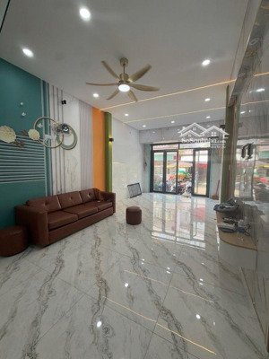 -nhà ngay siêu thị aeon tân phú, trường học quốc tế các cấp, ngay chợ sơn kỳ, chỉ 7 tỷ hơn.