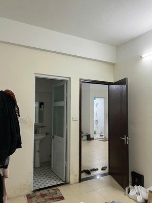 chính chủ cho thuê căn hộ chung cư tại 99 định công hạ, định công, hà nội