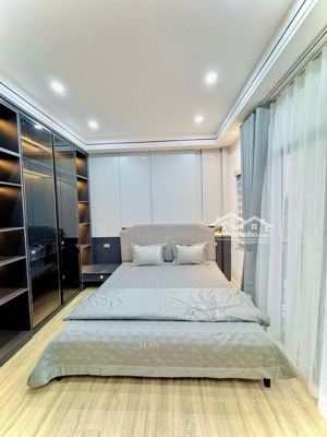 bán nhà mới 1 căn duy nhất riêng biệt. phố vọng 33m, 7 tầng thang máy