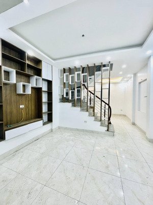 bán nhà tổ 7 đa sỹ - hà đông, nhà thoáng ngõ nông, vị trí đẹp, ôtô đỗ gần gần thcs & thcs kiến hưng