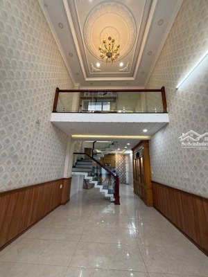 nhà đẹp 5tầng trương công định bàu cát 54m2 (4x13) , xe hơi nhỉnh 9tỷ xíu