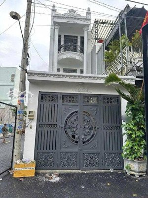 nhà 3 tầng đường nguyễn ảnh thủ, phường tân chánh hiệp, q12, dt 102,6m2. hẻm ôtô giá 8,5tỷ