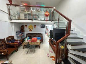 nhà bán trần nhân tôn - quận 10 - 15 phòng trọ - hxh - 64m2 - 4 tầng - giá 13 tỷ ( thương lương ít)