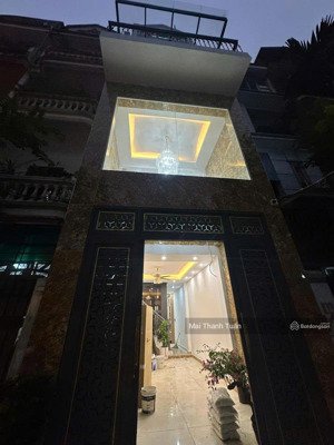 hiếm!bán nhà minh khai,cầu diễn,ga tàu,oto tránh,thang máy,dt:45mx6t,mt:4.5m,7.9ty
