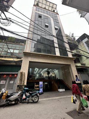 toà văn phòng hiện đại - vũ phạm hàm -8t (1 hầm ,6 nổi + 1 tum ) - mt bề thế - kd đỉnh