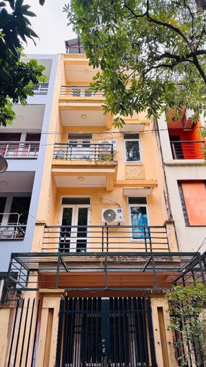 bán nhà phân lô vỉa hè văn quán 85m² 5 tầng ô tô tránh gía nhỉnh 20 ty