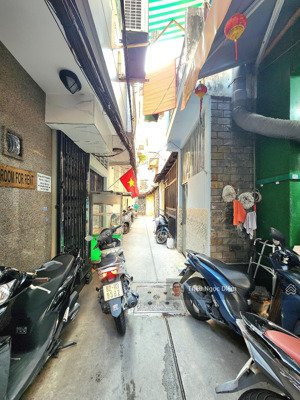 khu vip quận 1 nguyễn thị minh khai 3 tầng ở ngay giá chỉ 8 tỷ