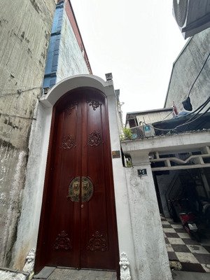 cho thuê văn phòng kết hợp ở tại chỗ 60m2 x 3 tầng tại ngõ tô hoàng bạch mai