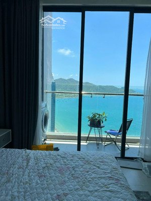 bán căn hộ 1pn + view trực diện biển tầng cao toà scenia bay