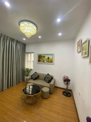 chính chủ bán nhà tập thể thái hà 120m2, 3 phòng ngủ, chỉ 5.8 tỷ